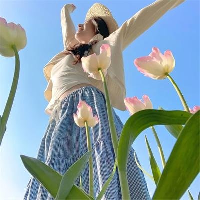 靓妹有难